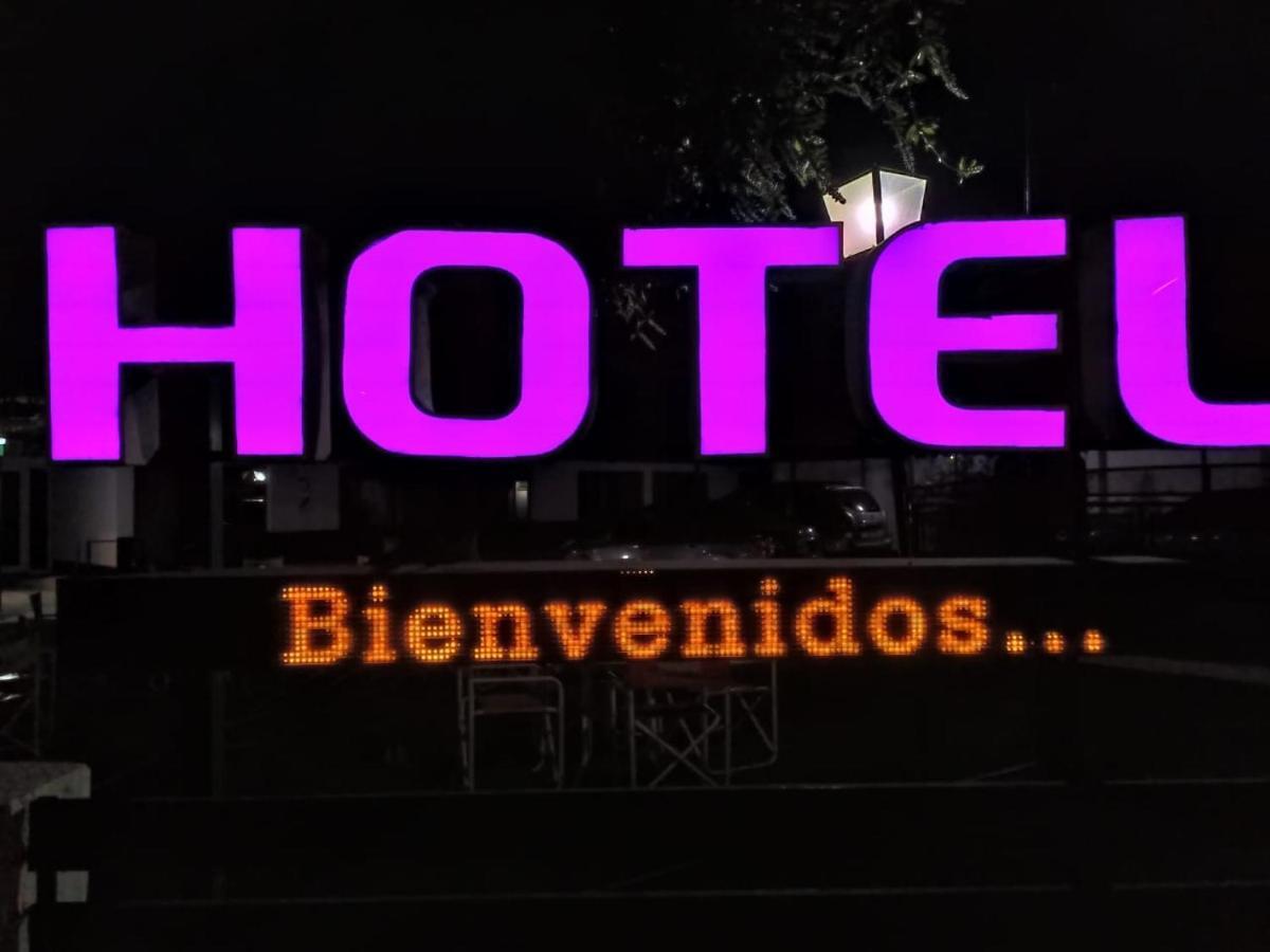 Hotel Rucalen Santa Rosa  Bagian luar foto